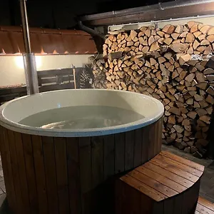 Apartman Vino, Eger